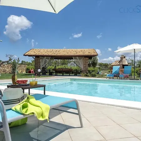 Marlena With Pool For Exclusive Use For 10 People Villa *