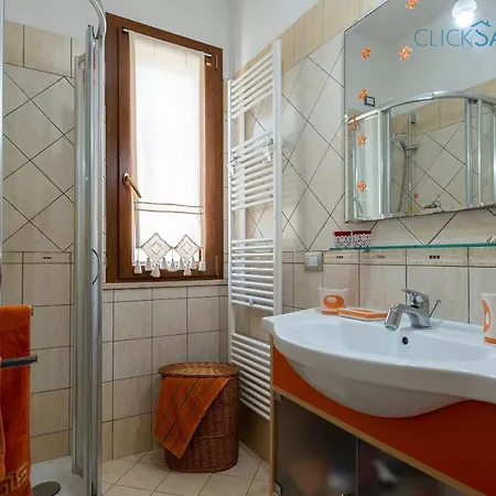 Marlena With Pool For Exclusive Use For 10 People Villa *
