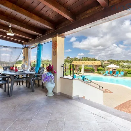 Villa Marlena With Pool For Exclusive Use For 10 People Alghero